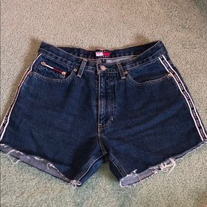 Tommy Shorts